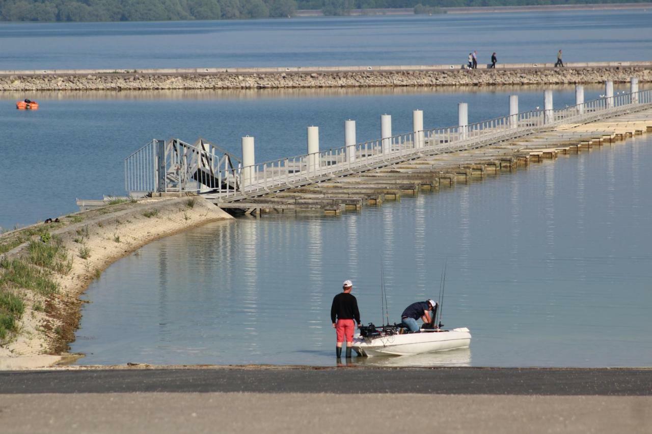 Le Port Mesnil Βίλα Εξωτερικό φωτογραφία
