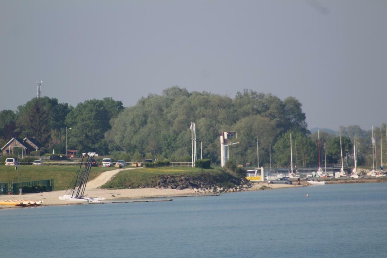 Le Port Mesnil Βίλα Εξωτερικό φωτογραφία