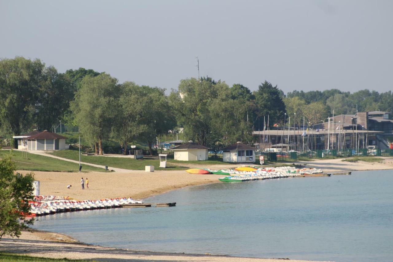 Le Port Mesnil Βίλα Εξωτερικό φωτογραφία